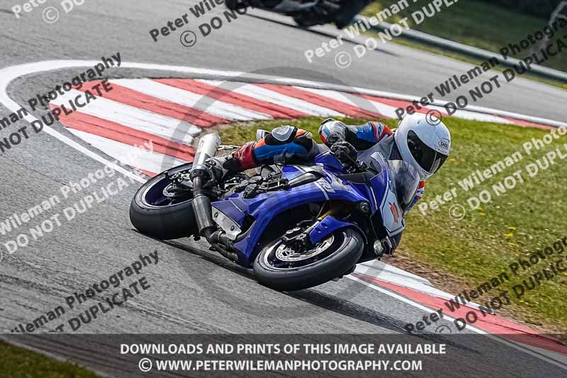 donington no limits trackday;donington park photographs;donington trackday photographs;no limits trackdays;peter wileman photography;trackday digital images;trackday photos